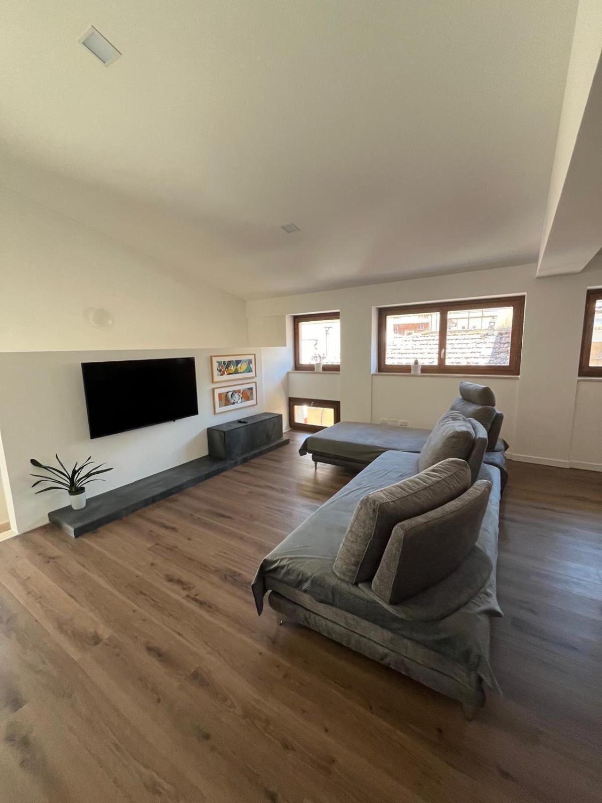 ל'אקווילה Habita Appartamenti מראה חיצוני תמונה