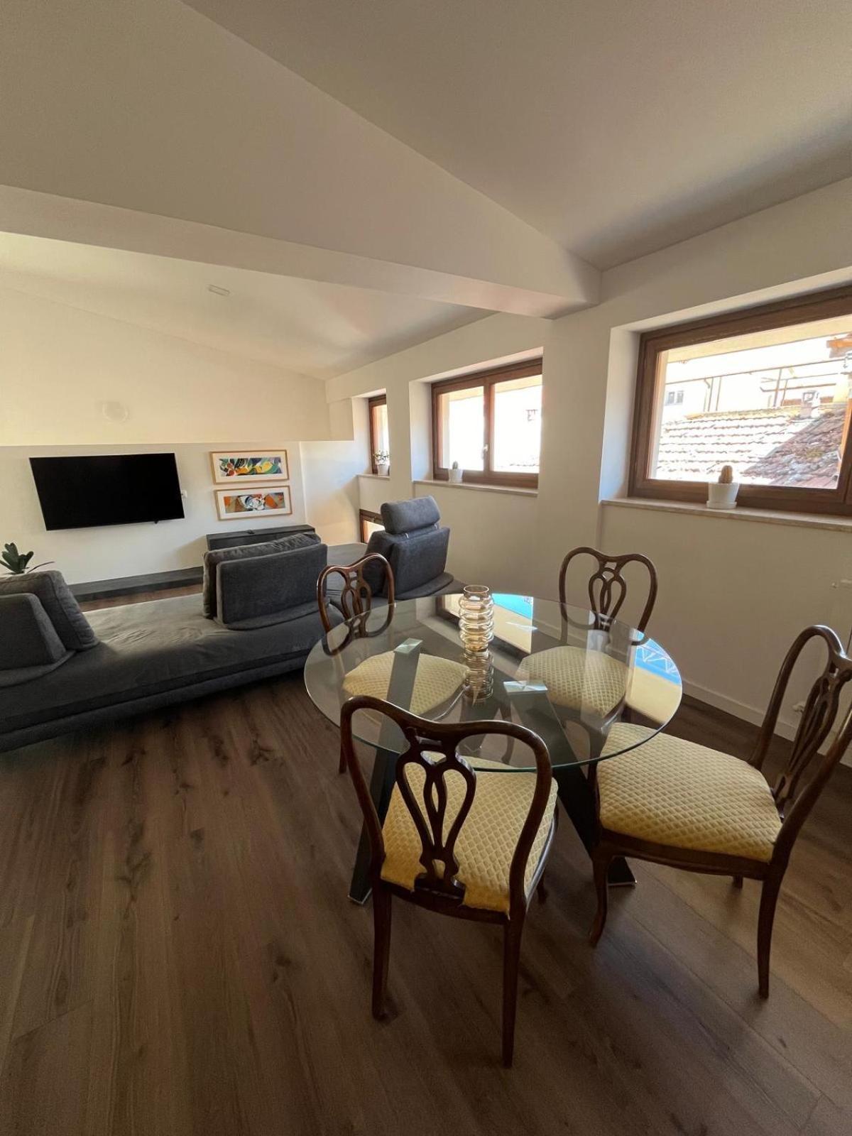 ל'אקווילה Habita Appartamenti מראה חיצוני תמונה